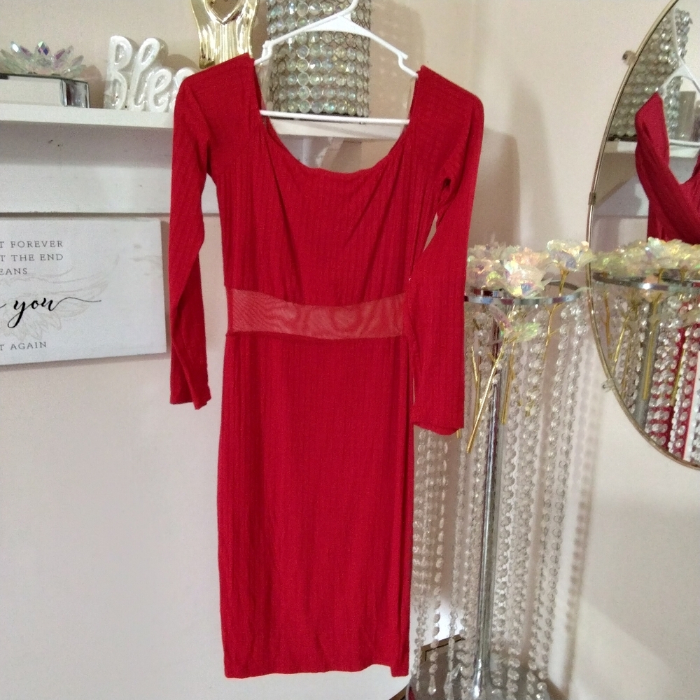 Heart & Hips Red Long-Sleeve Bodycon Dress with Sheer Waist